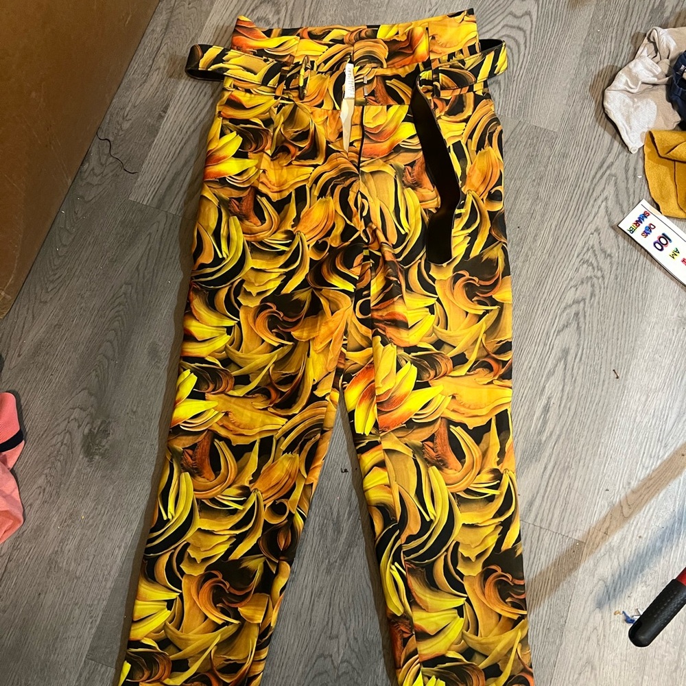 Bose Vibrant Yellow and Black Patterned Fabric
